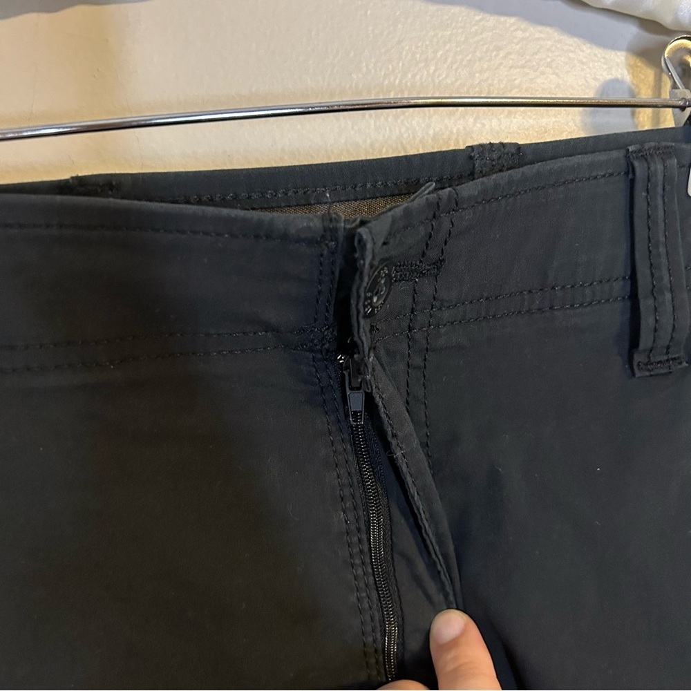 Lee Extreme Motion Men's Black Cargo Shorts Neutral Casual Classic 34 Summer - Picture 5 of 10